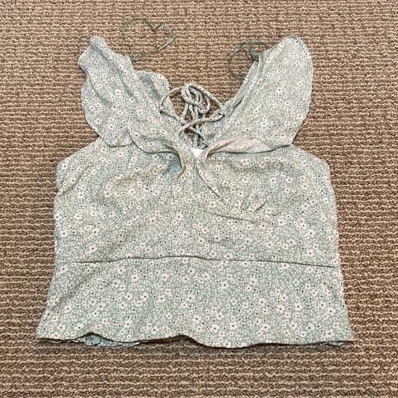 Light green floral blouse - Picture 1 of 4